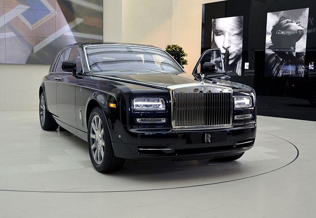 Car: Rolls Royce Phantom Series II 2011- PR01