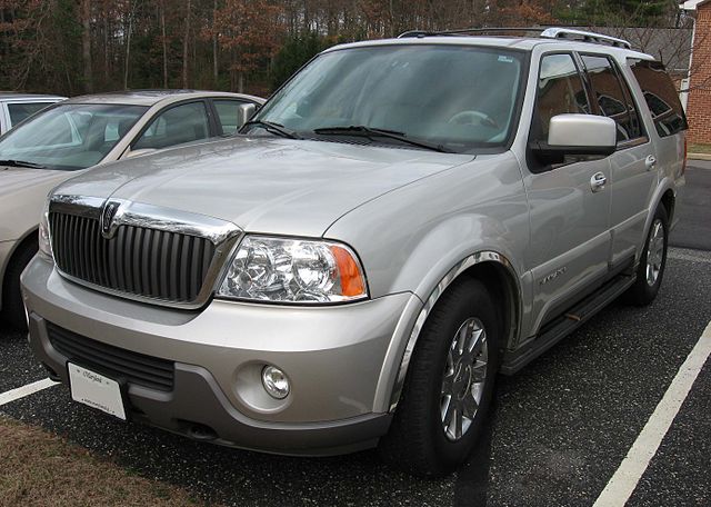 Car: Lincoln Navigator 2003-2005 2. Generation