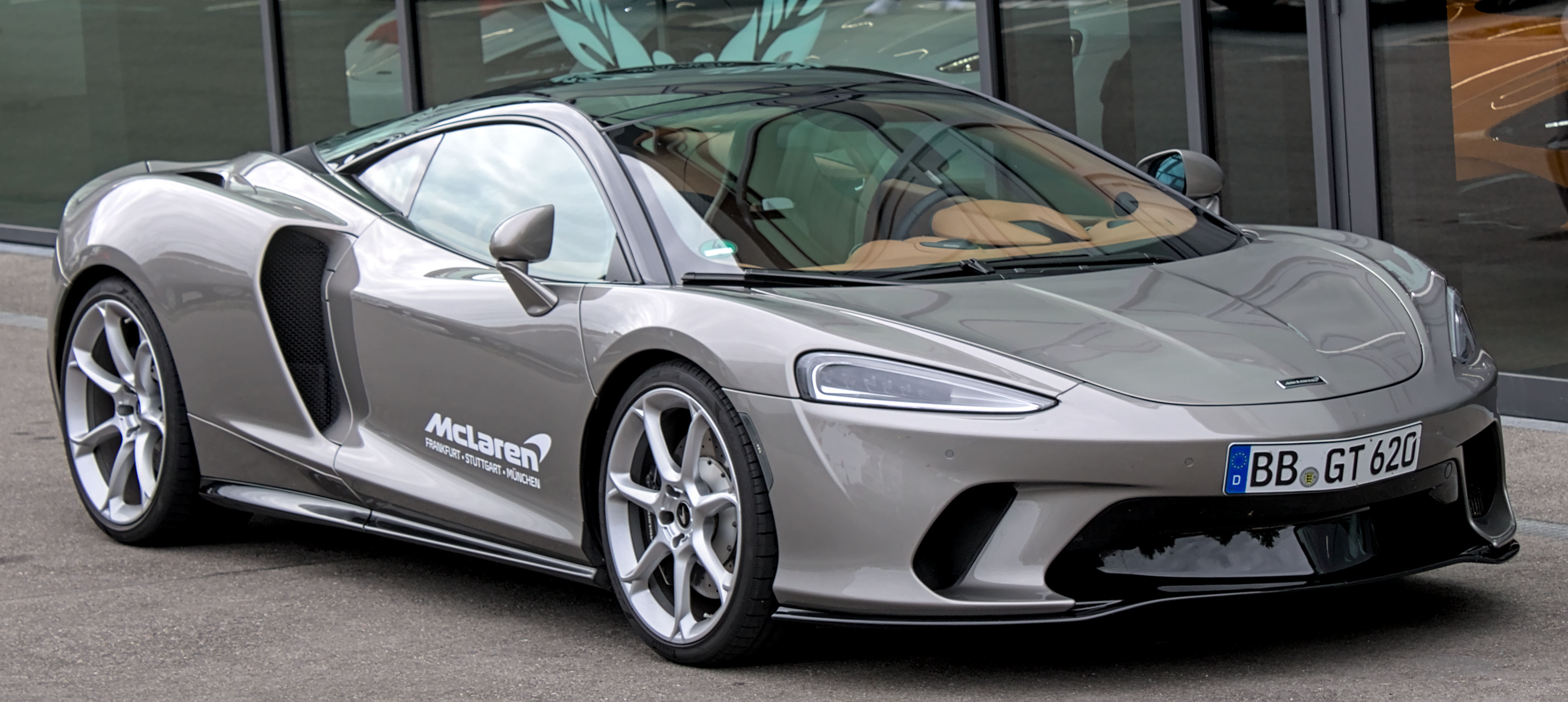 Car: McLaren GT 2019- 4.0