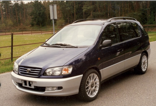 Car: Toyota Picnic 1996-2002 XM1