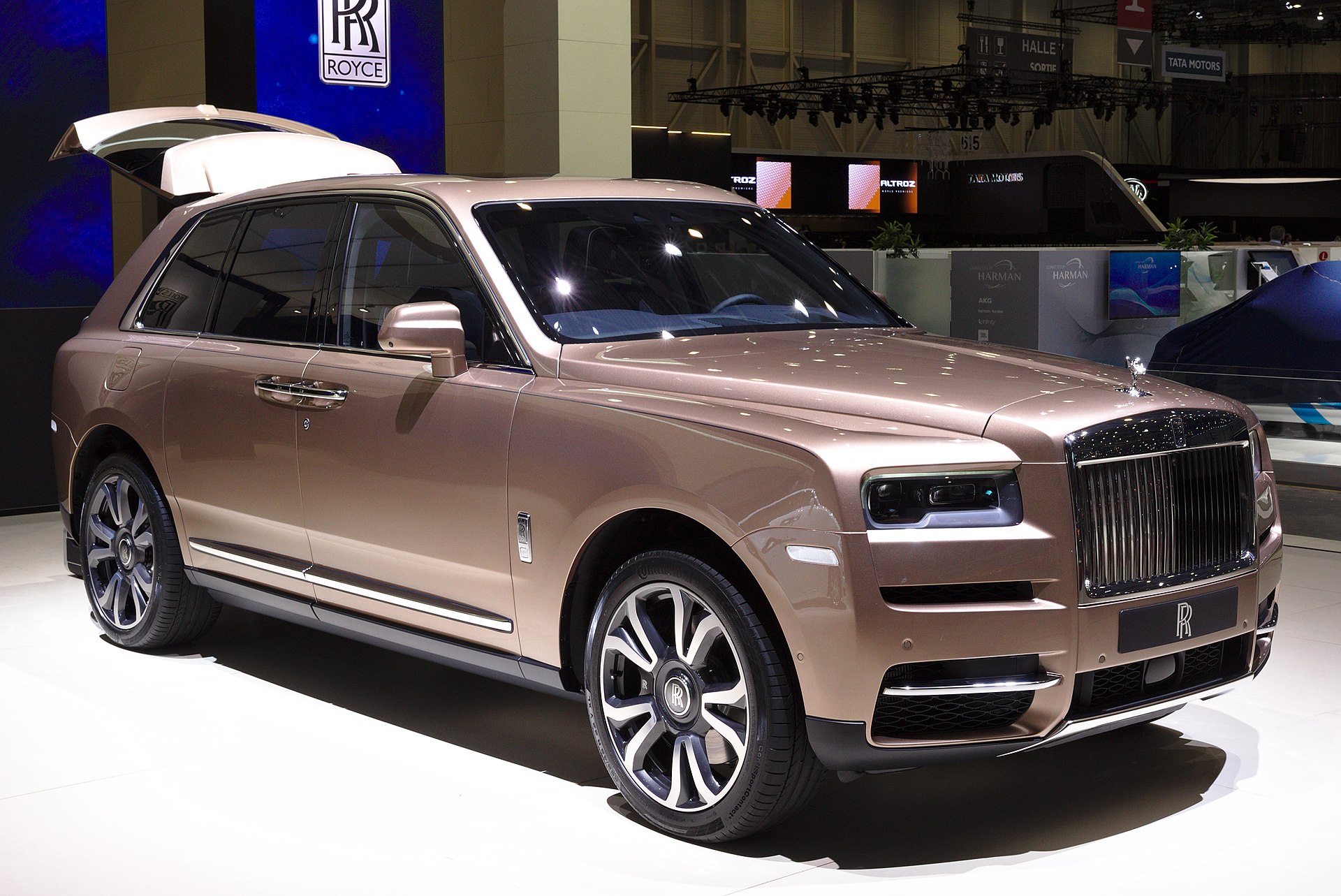 Car: Rolls Royce Cullinan 2018- RR31