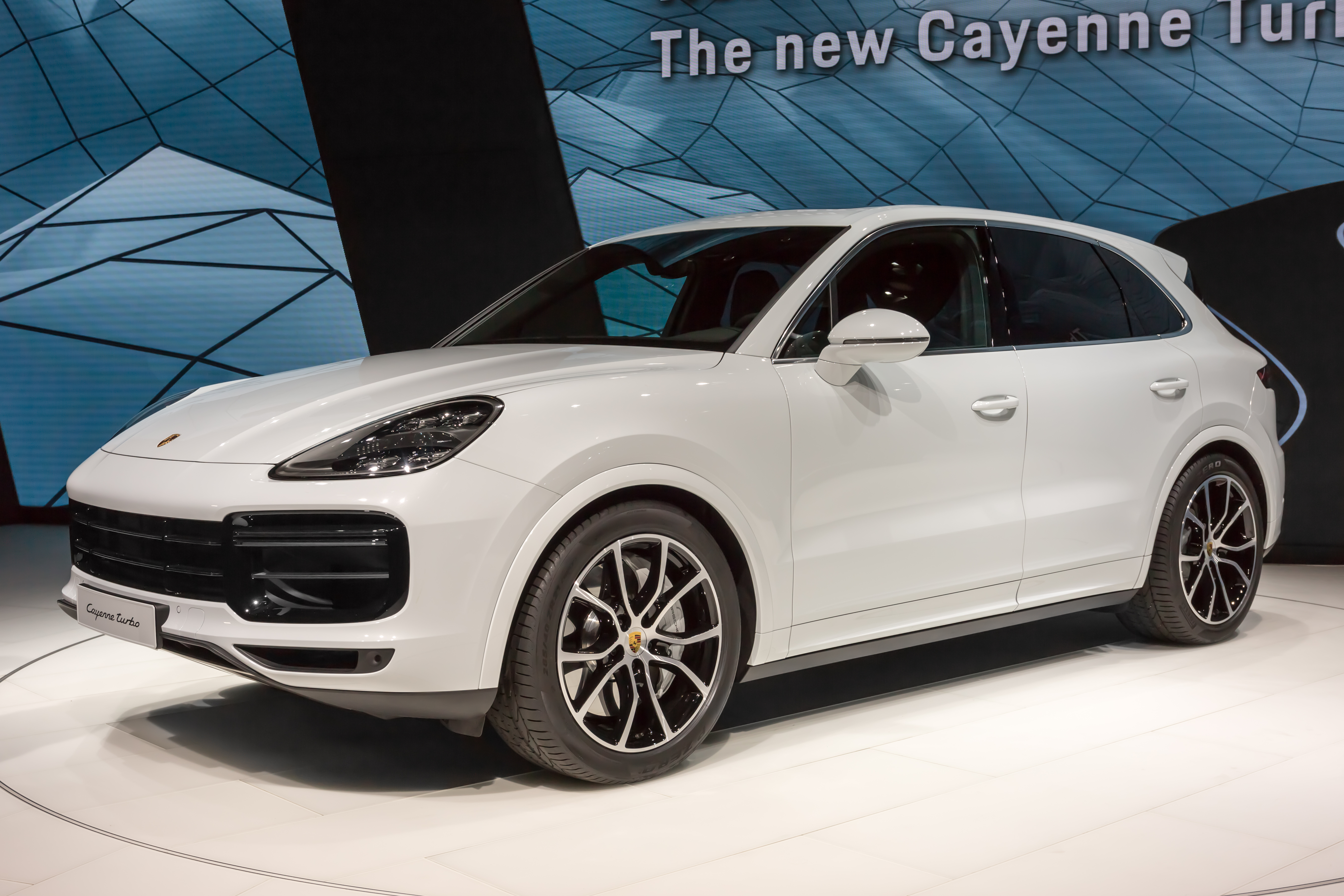 Fahrzeug: Porsche Cayenne (PO536) 2017- 9YA, 536