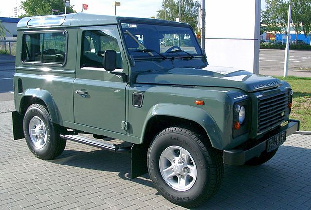 Car: Land Rover Defender TD 2007-2016 LD