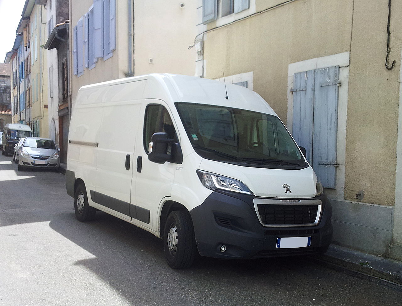 Car: Peugeot Boxer 2006- 250,250D,250L
